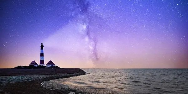 Photo of a lighthouse.